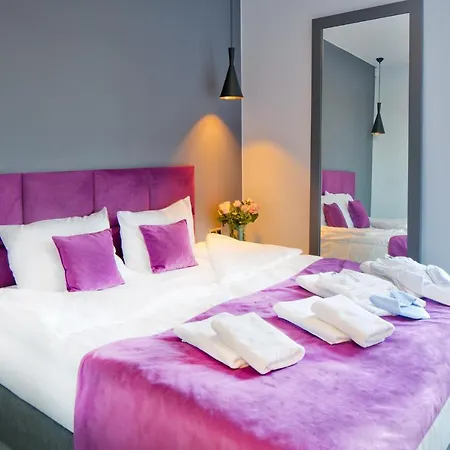 Apartahotel Baltin Family *